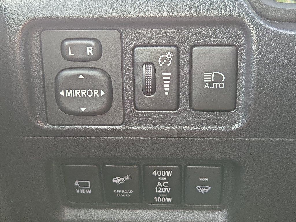 Used 2024 Toyota 4Runner TRD Off-Road Premium w/ Off Road Premium Plus Package AWD/4WD image 29