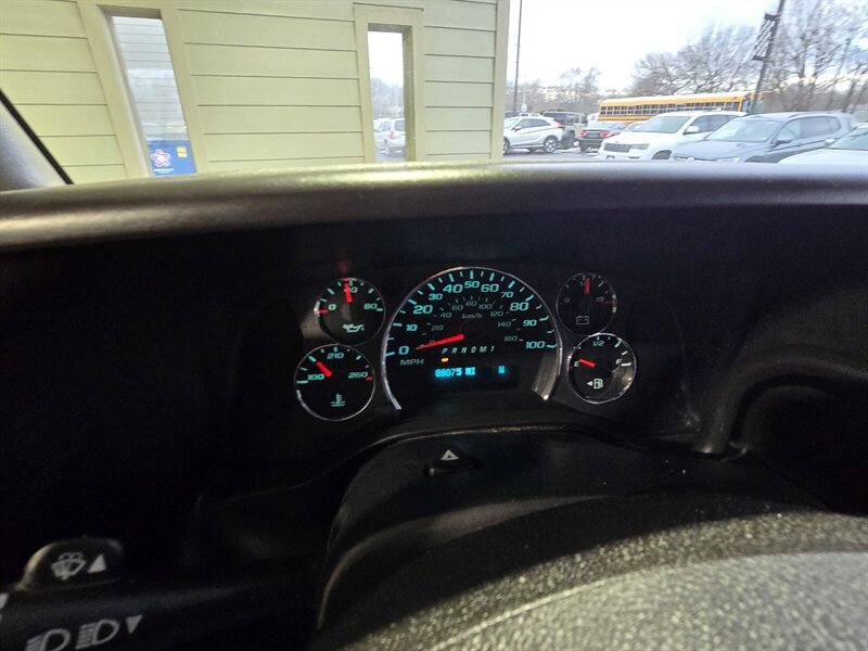 Used 2011 Chevrolet Express 3500 LT w/ LT Preferred Equipment Group image 15
