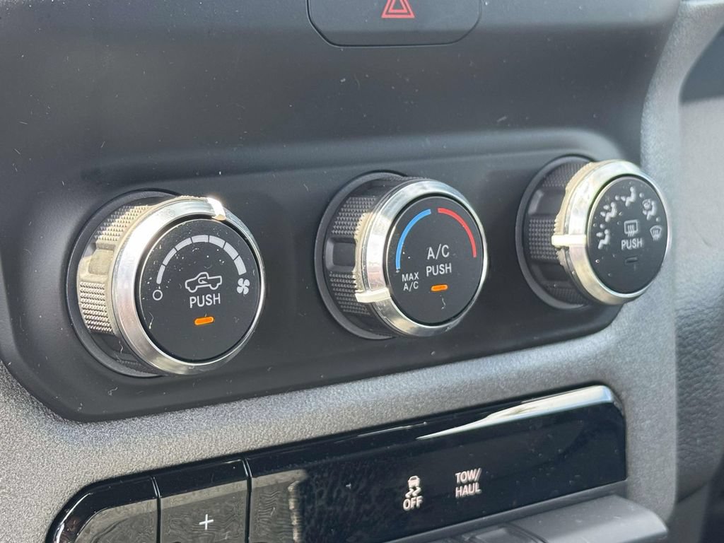 Used 2024 RAM 1500 Tradesman AWD/4WD image 19