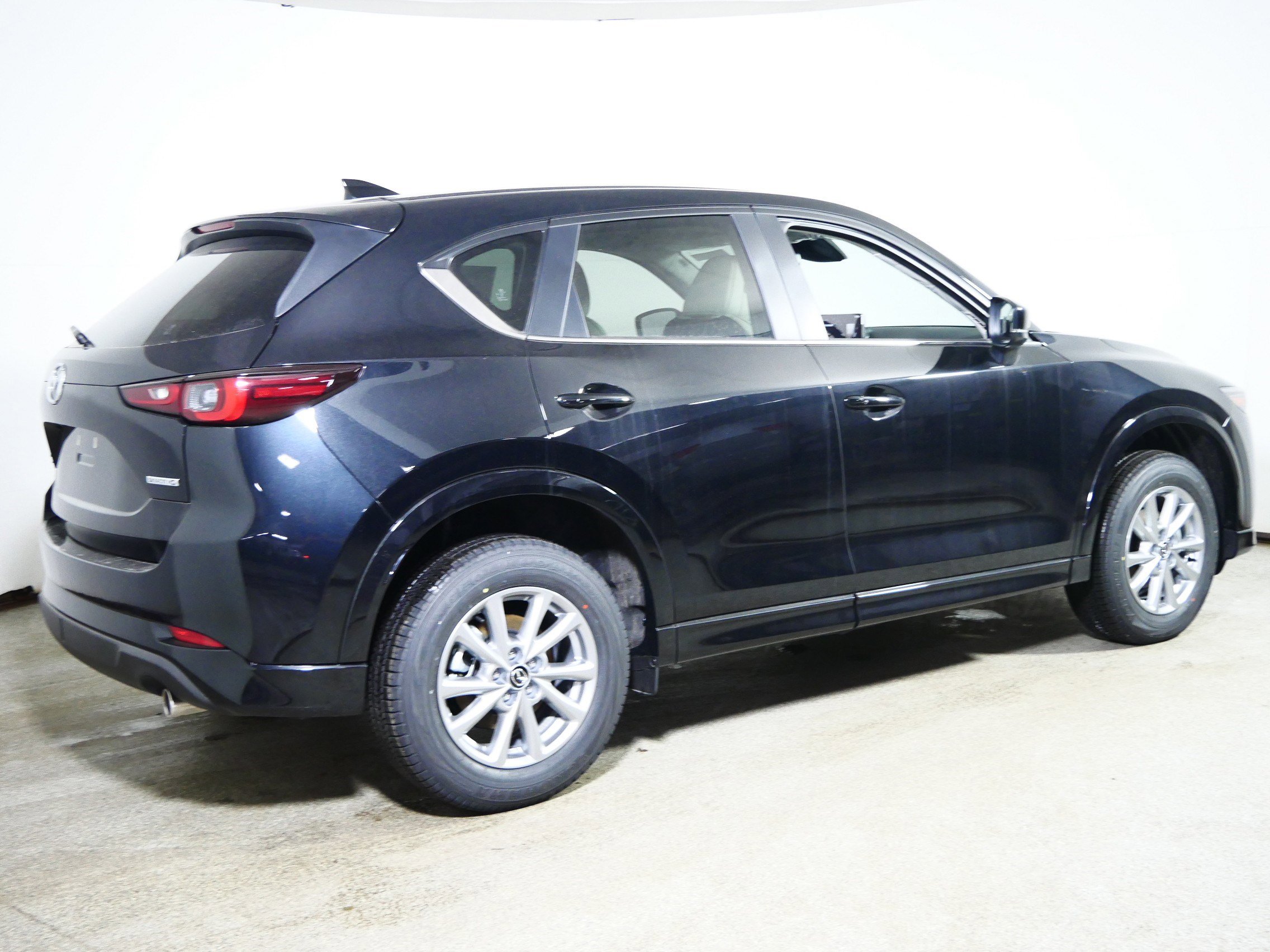 New 2025 MAZDA CX-5 AWD 2.5 S w/ Preferred Package image 2