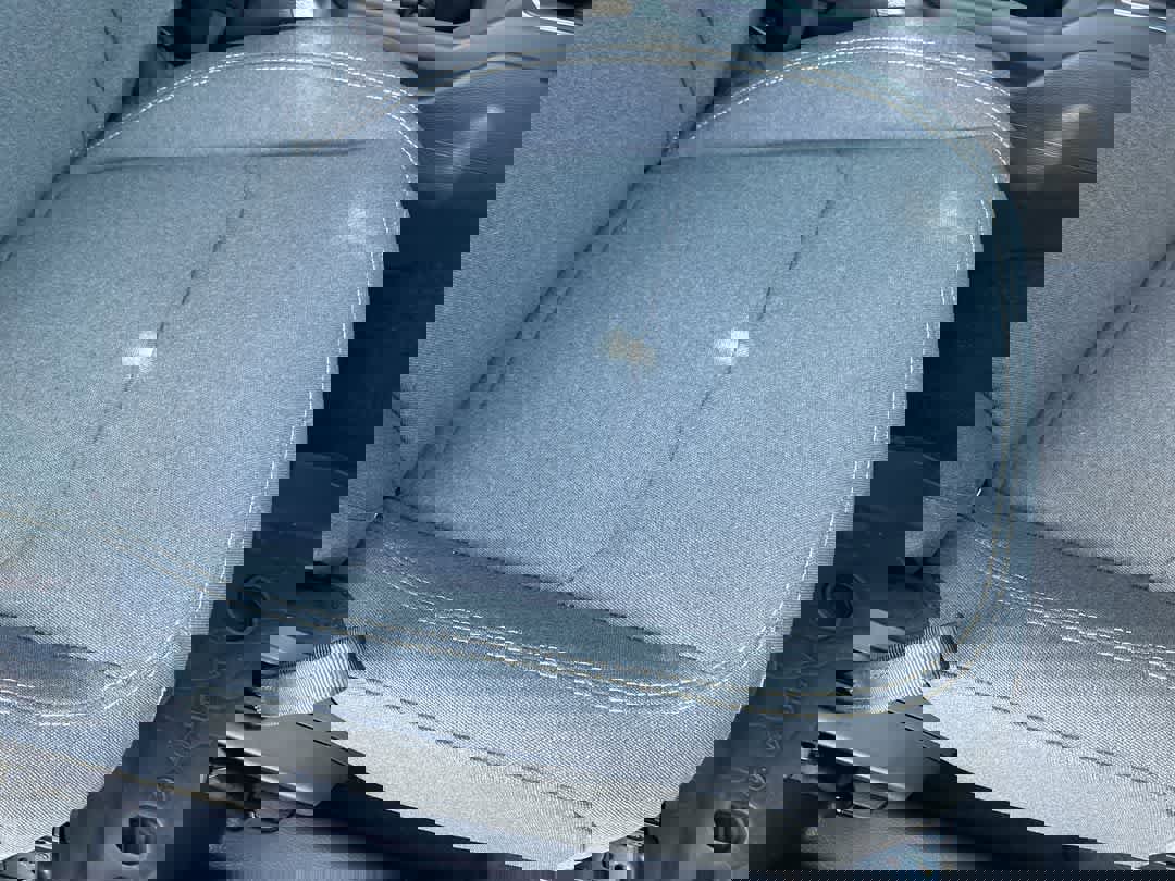 Used 2025 Jeep Wrangler Sport S image 23