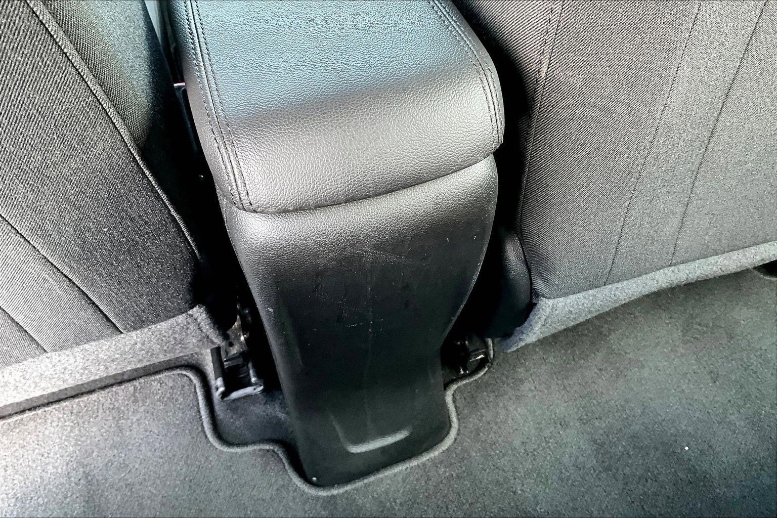 Used 2022 Chevrolet Bolt LT FWD image 10