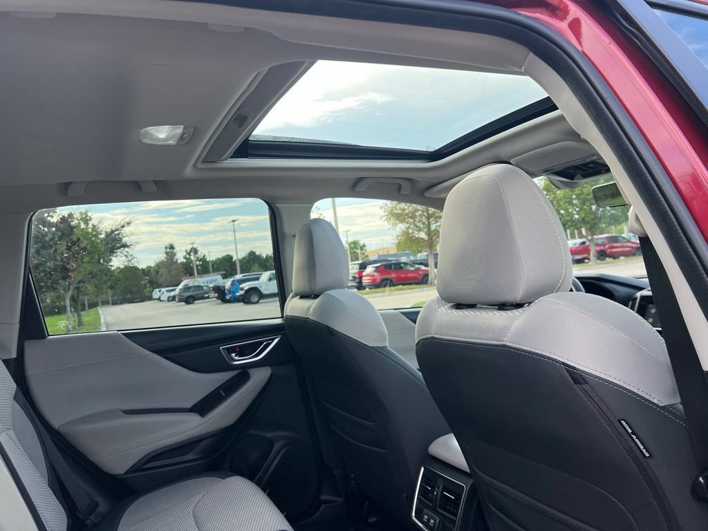 Used 2020 Subaru Forester Premium AWD/4WD image 18