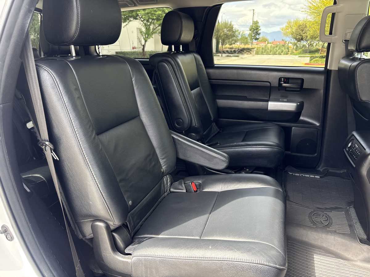 Used 2018 Toyota Sequoia TRD Sport image 17