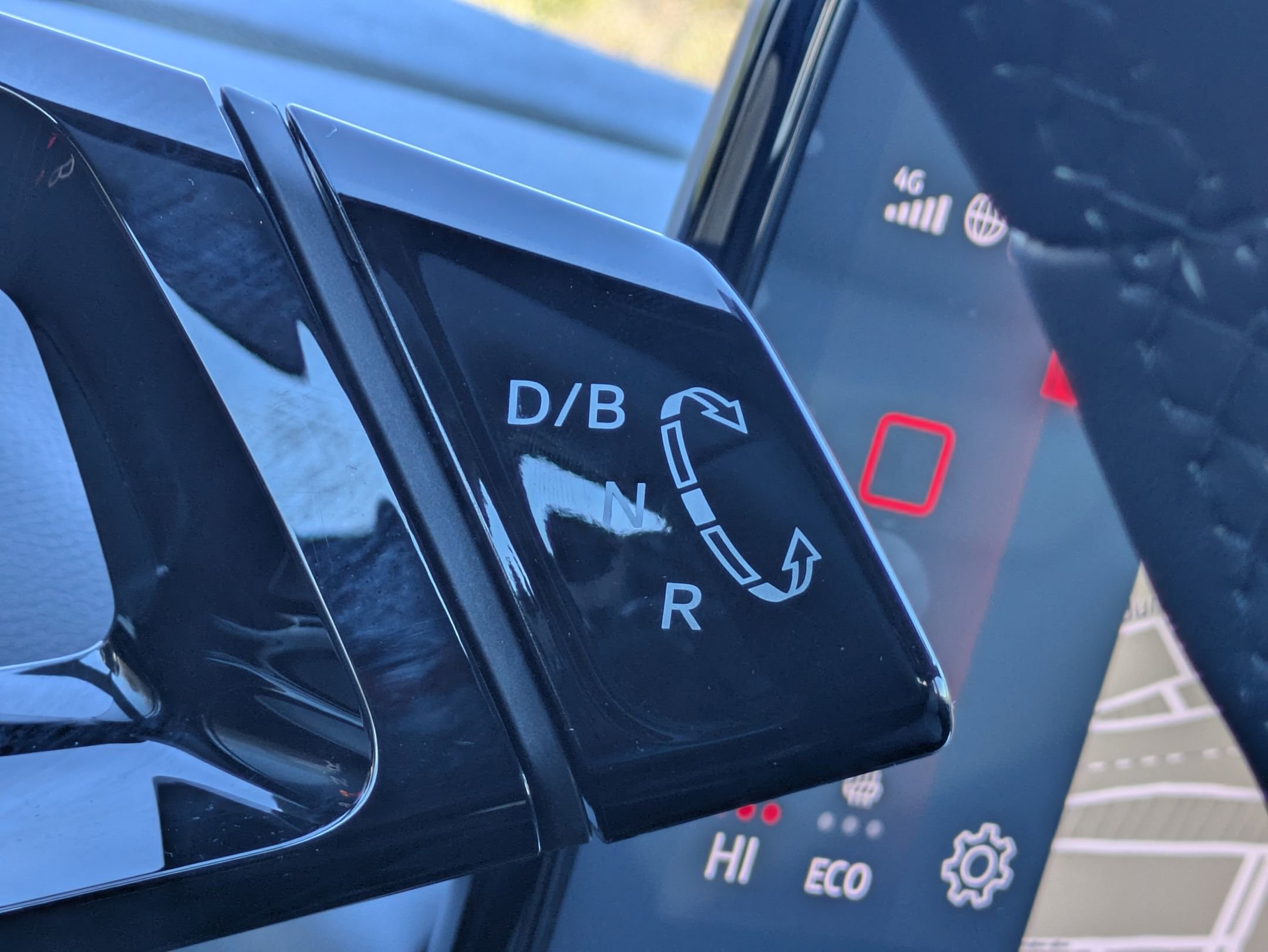 Used 2022 Volkswagen ID.4 Pro S w/ Gradient Package image 15