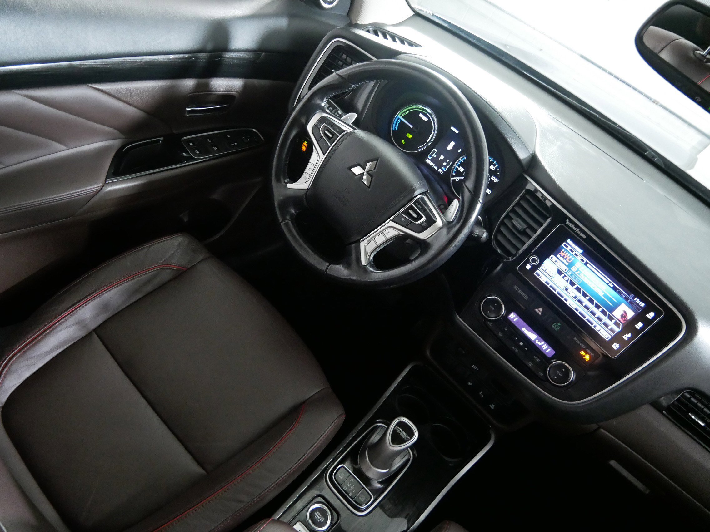 Used 2018 Mitsubishi Outlander GT image 9