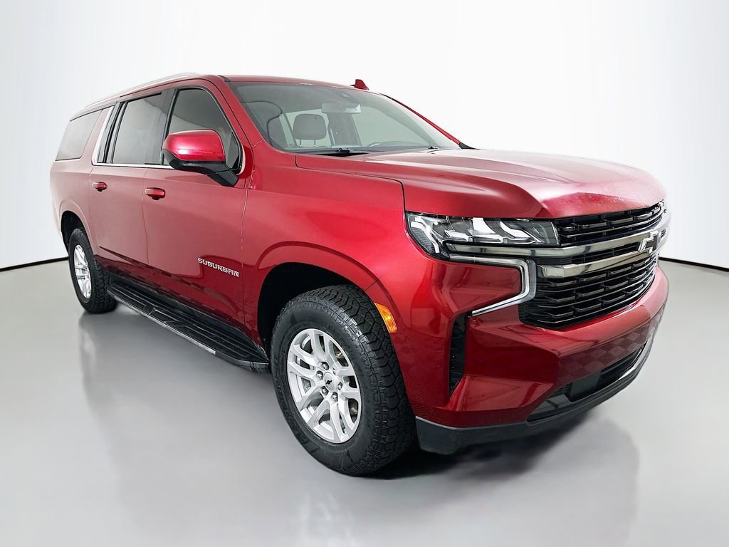 Used 2021 Chevrolet Suburban LT RWD image 3