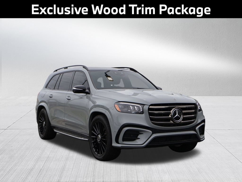 Used 2024 Mercedes-Benz GLS 580 4MATIC image 4