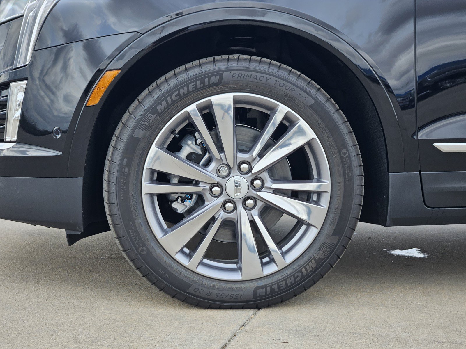 New 2026 Cadillac XT5 Premium Luxury w/ Driver Assist Package FWD image 7
