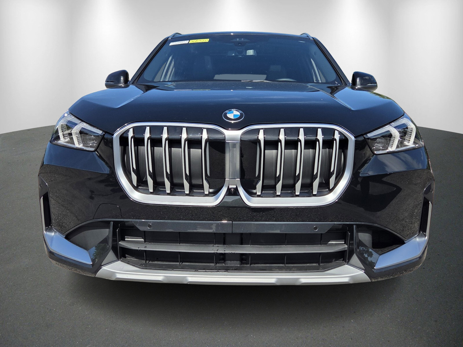 New 2026 BMW X1 xDrive28i w/ Technology Package AWD/4WD image 2