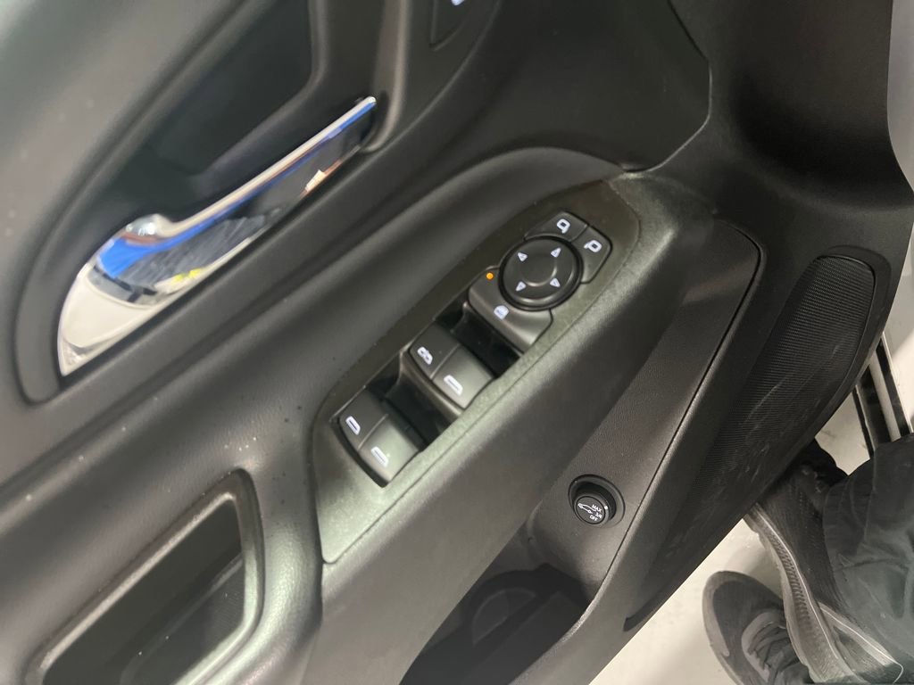 Used 2024 Chevrolet Equinox LT image 24