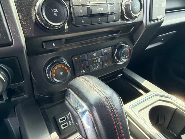 Used 2018 Ford F150 XLT w/ Equipment Group 302A Luxury AWD/4WD image 19