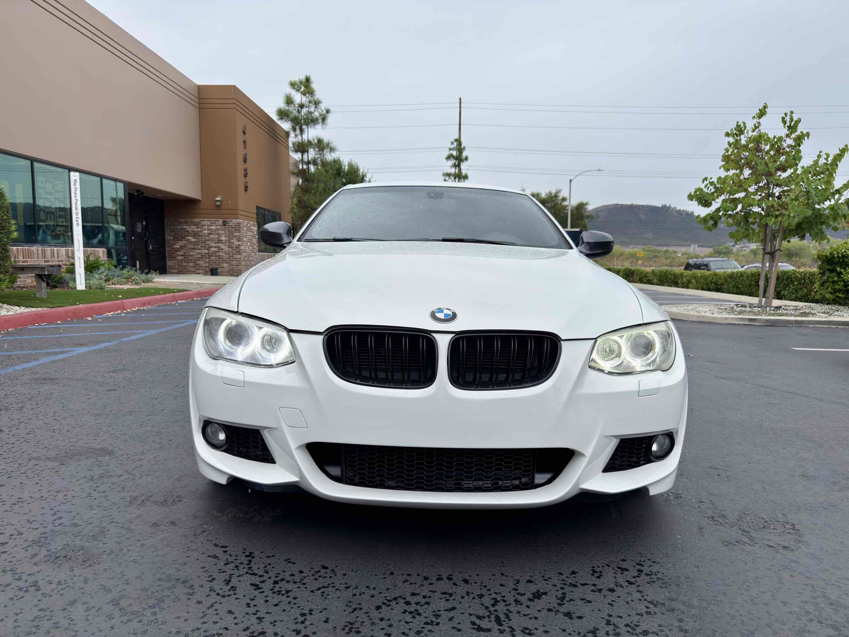 Used 2011 BMW 328i xDrive Coupe image 9