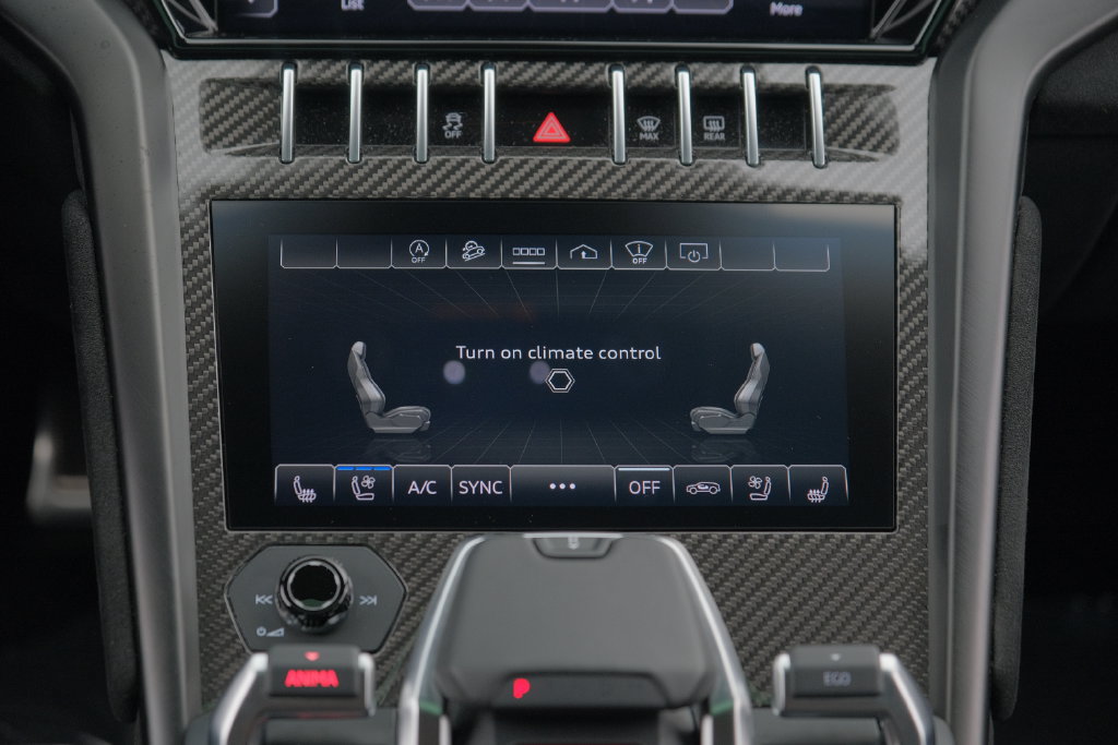 Used 2024 Lamborghini Urus Performante AWD/4WD image 56