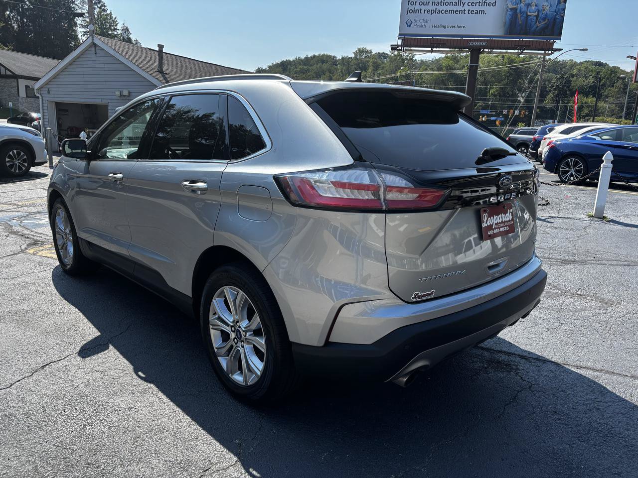 Used 2022 Ford Edge Titanium AWD/4WD image 5