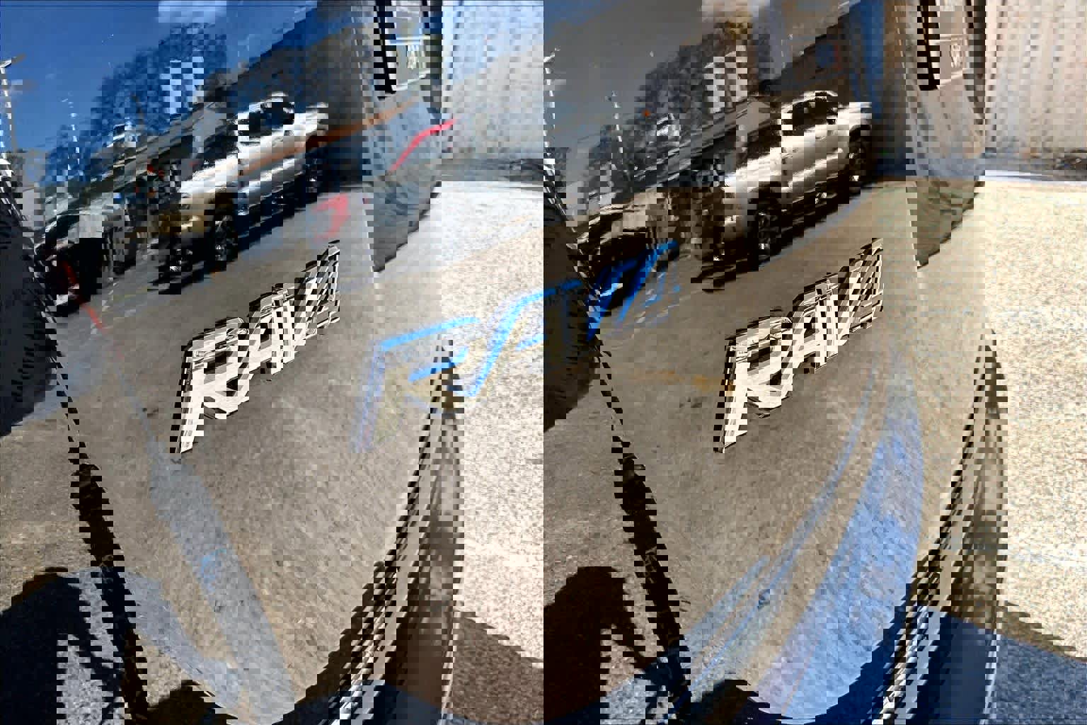 Used 2017 Toyota RAV4 XLE w/ All Weather Liner Package image 10