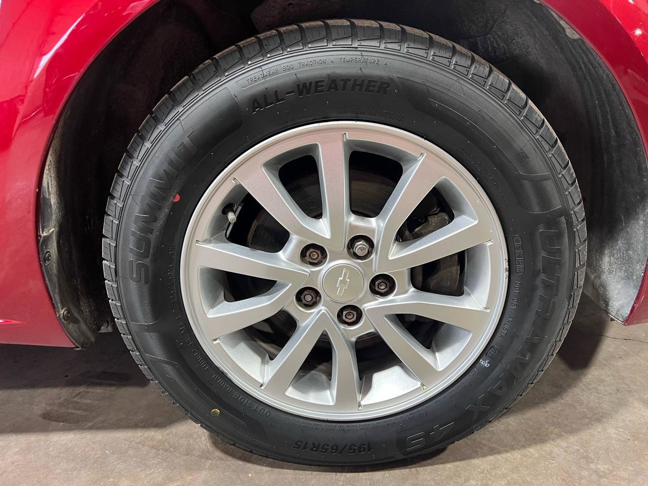 Used 2020 Chevrolet Sonic LT w/ Convenience Package image 26