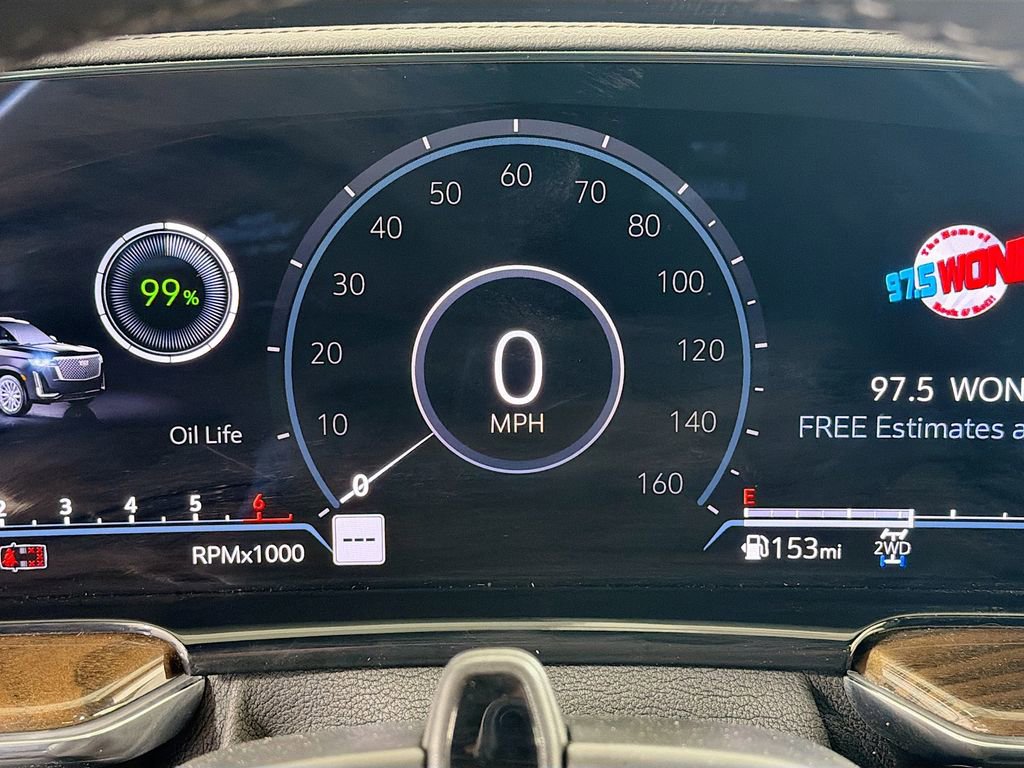 Used 2024 Cadillac Escalade Sport Platinum w/ LPO, ONYX Package image 12