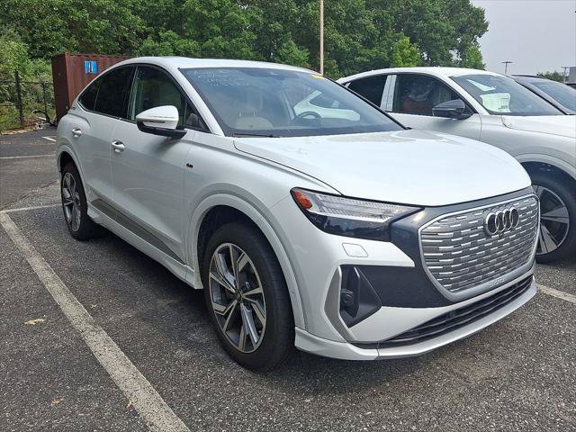 Certified 2024 Audi Q4 e-tron Prestige AWD/4WD image 3