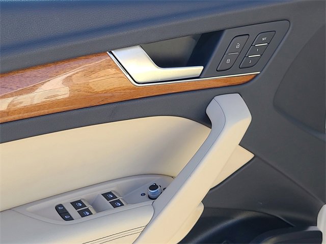 Used 2022 Audi Q5 2.0T Premium Plus image 21