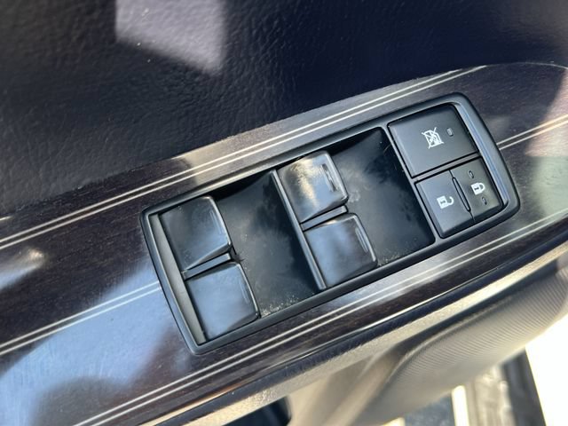 Used 2021 Lexus GX 460 Luxury w/ Sport Design Package AWD/4WD image 34