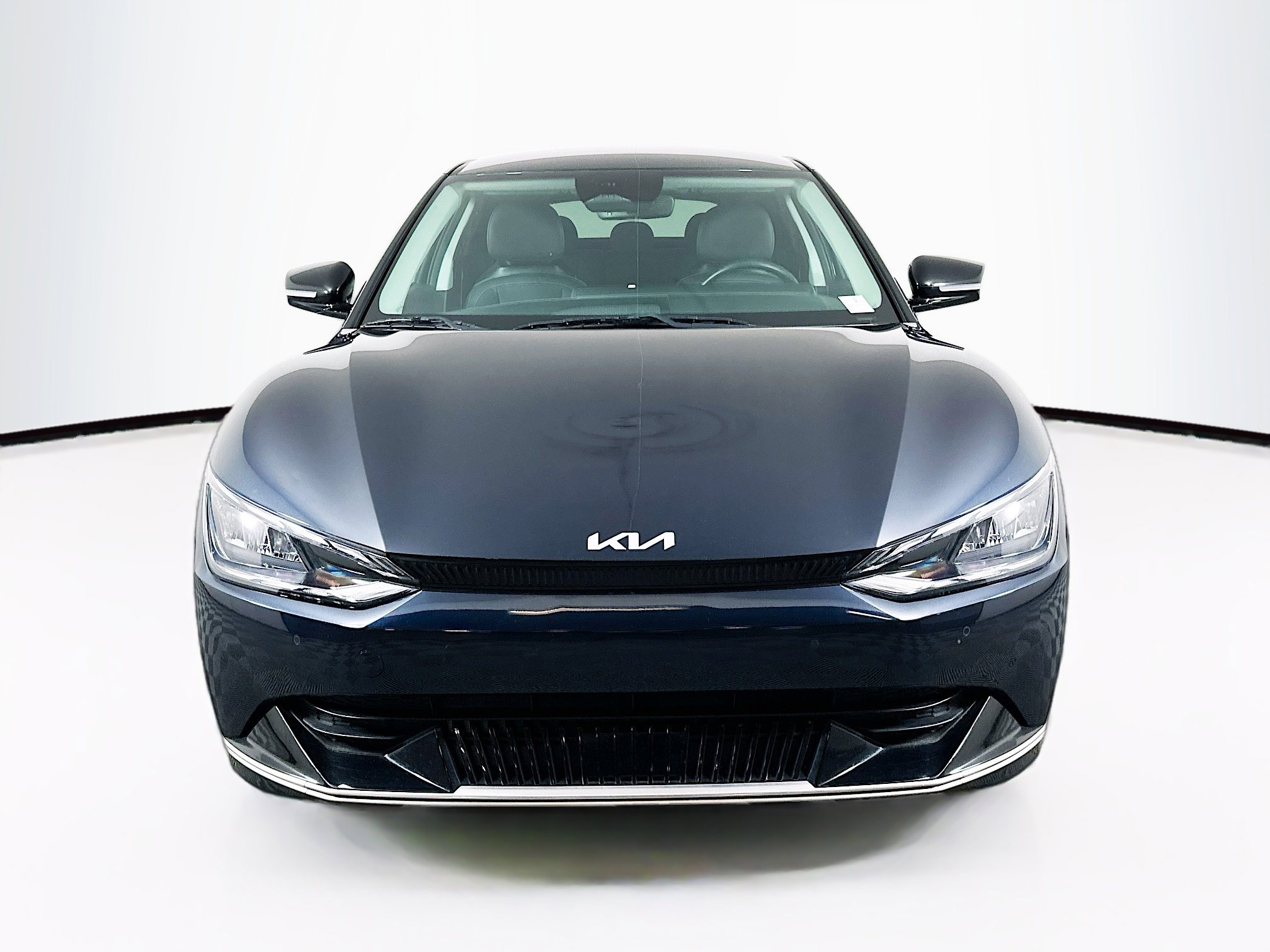 Used 2022 Kia EV6 Wind AWD/4WD image 2