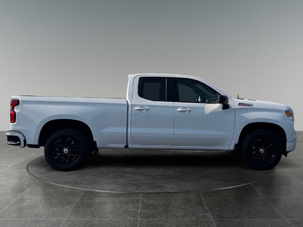 Used 2024 Chevrolet Silverado 1500 RST w/ Z71 Off-Road Package AWD/4WD image 11
