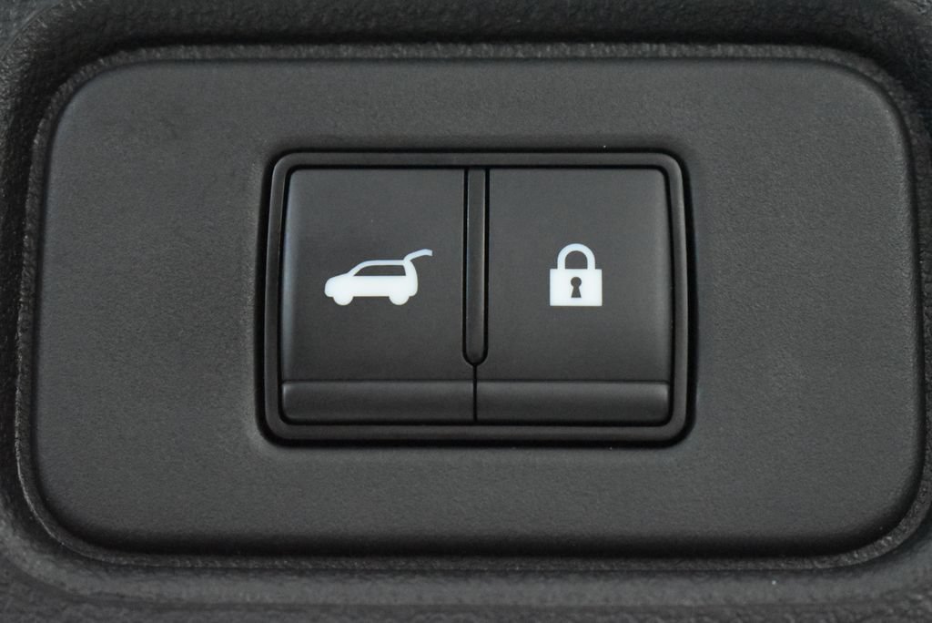 Certified 2025 Nissan Pathfinder SV FWD image 35