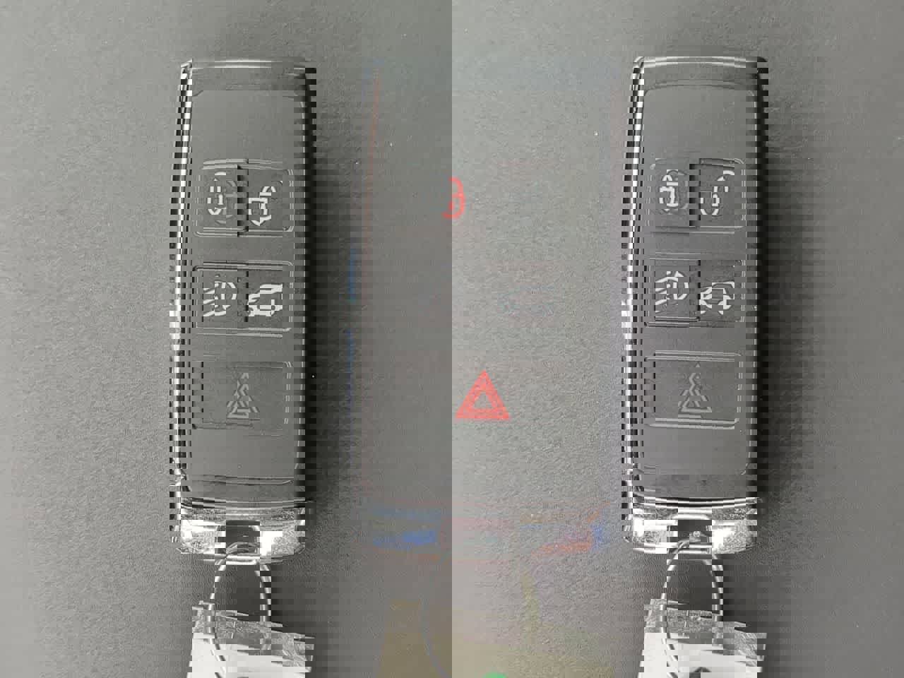 Used 2025 Land Rover Discovery Dynamic SE image 38