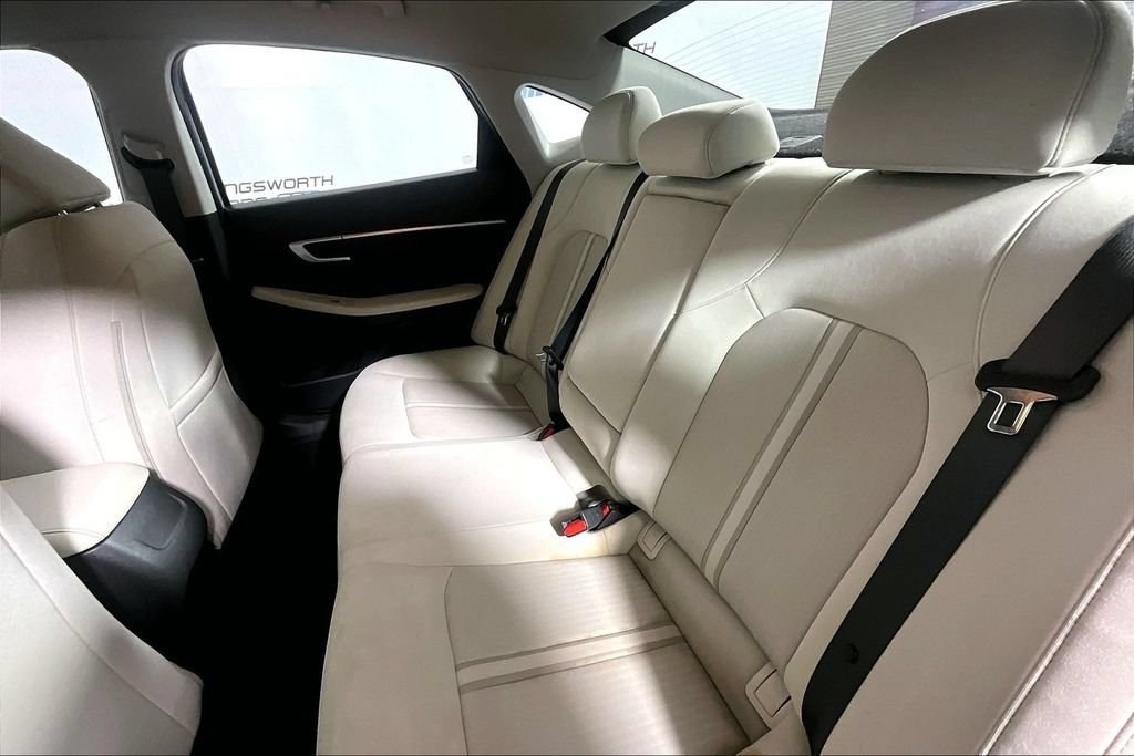 Used 2025 Hyundai Sonata SEL FWD image 20