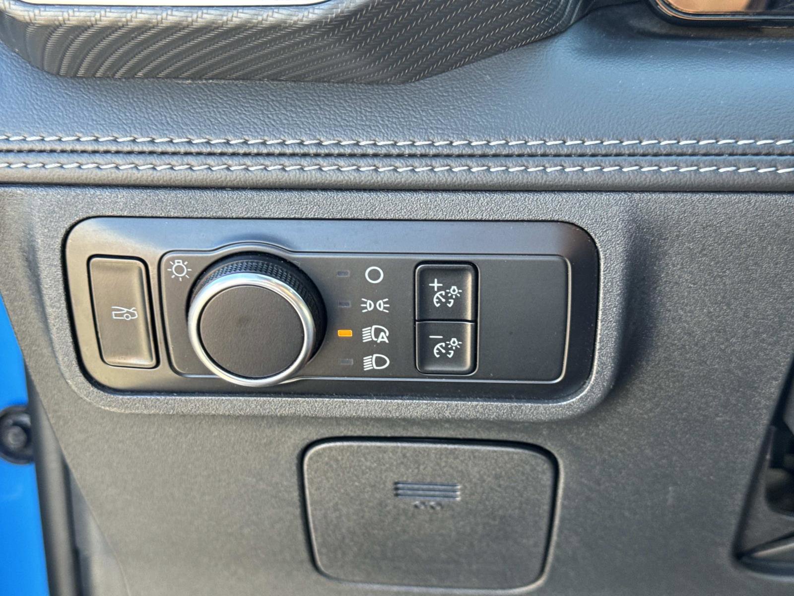 Used 2024 Ford Mustang Premium image 25