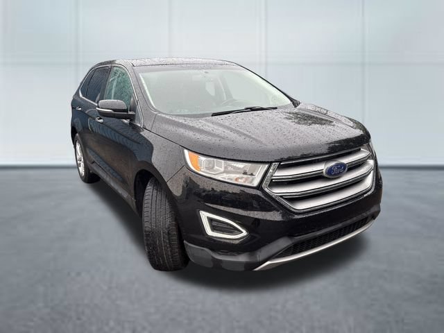 Used 2017 Ford Edge Titanium w/ Equipment Group 301A AWD/4WD image 5