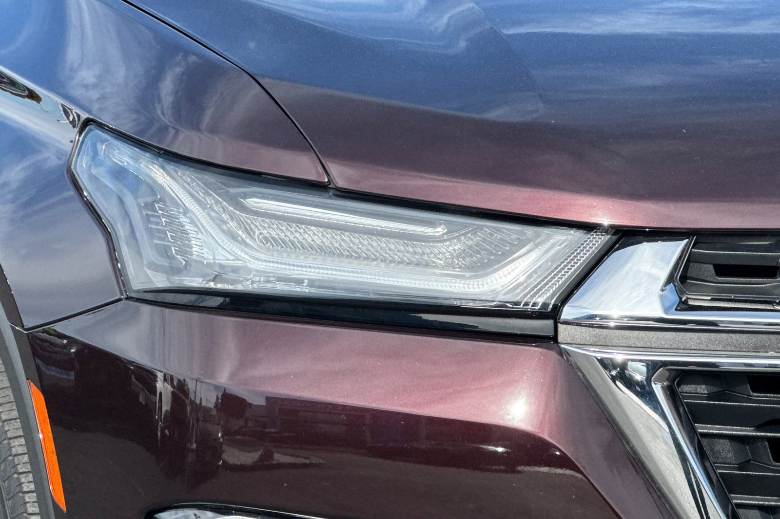 Used 2023 Chevrolet Traverse LT image 42