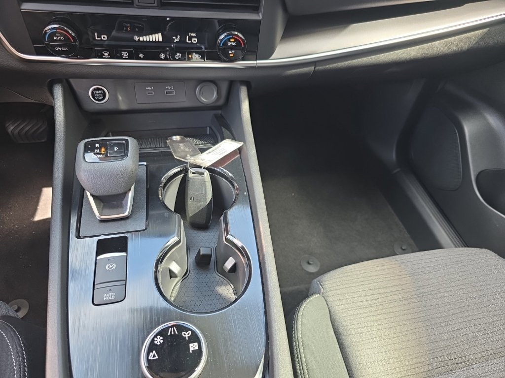 Certified 2023 Nissan Rogue SV AWD/4WD image 19