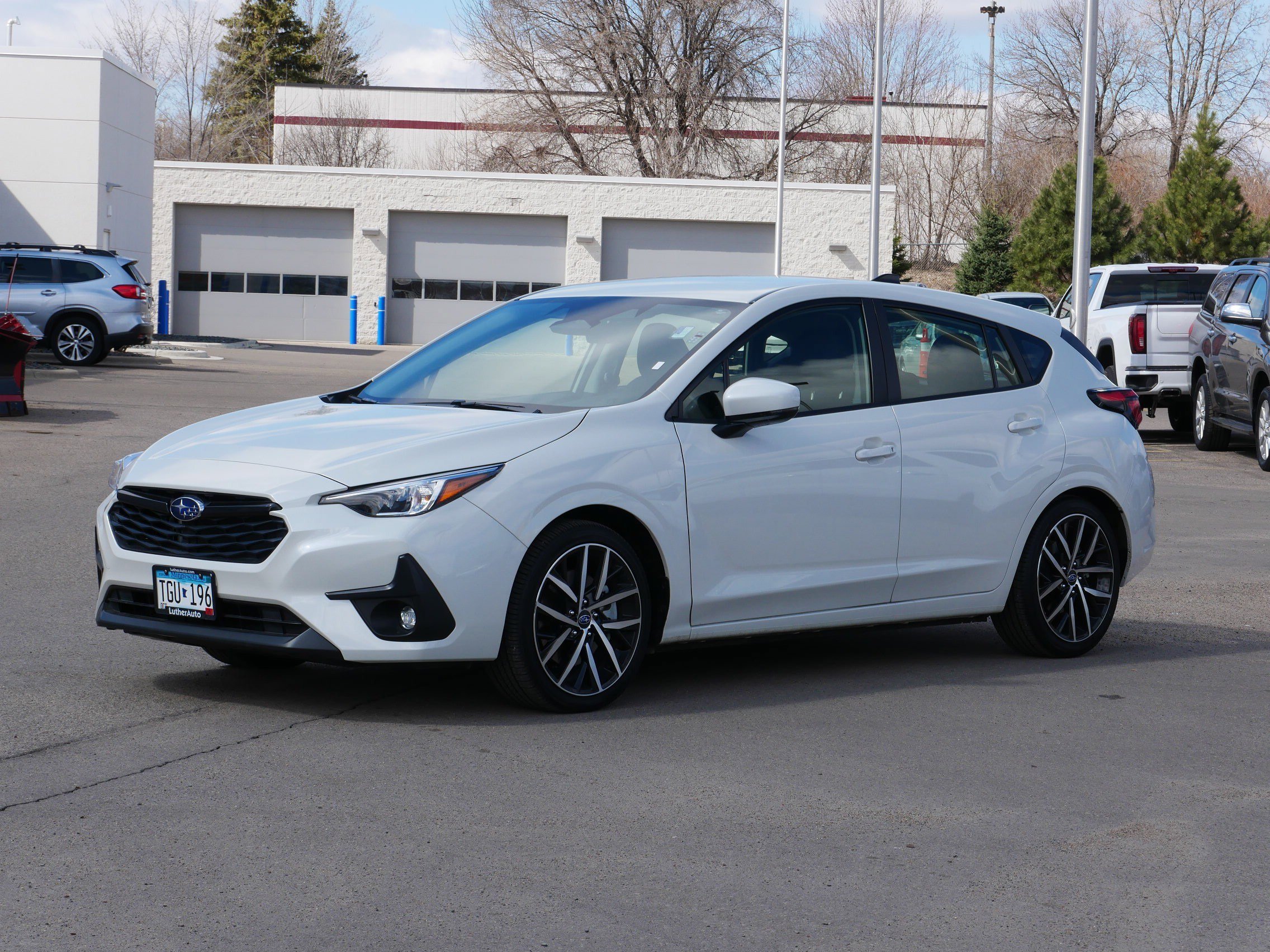 Used 2025 Subaru Impreza 2.0i Sport image 3