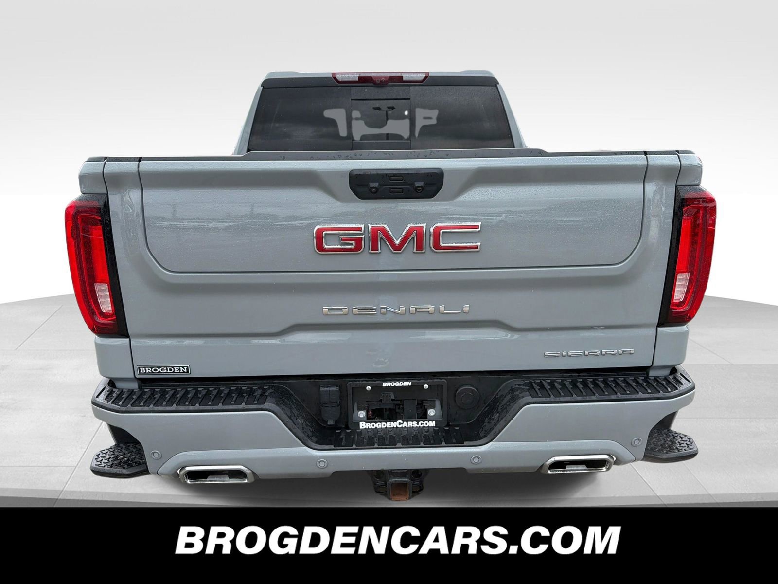 Used 2024 GMC Sierra 1500 Denali AWD/4WD image 9