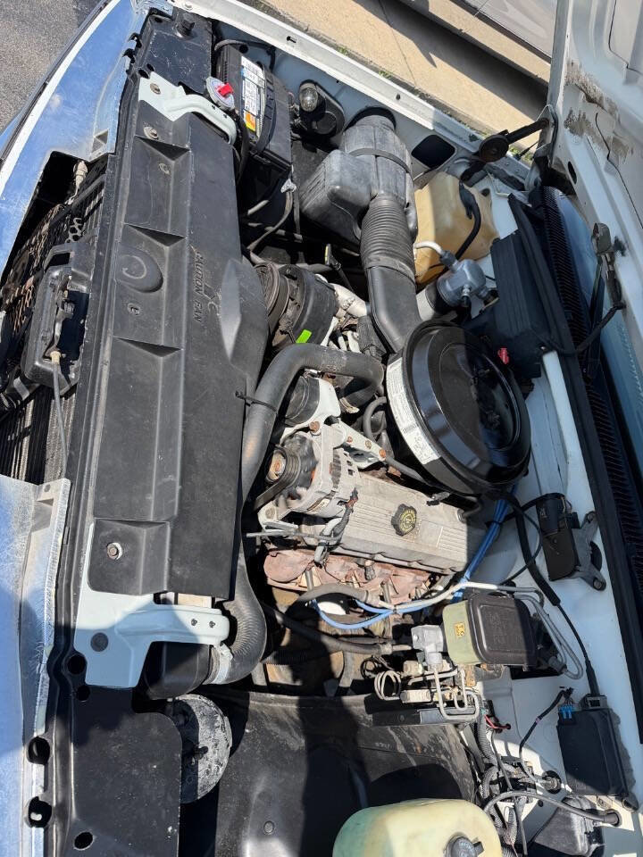 Used 1993 Chevrolet Silverado 3500 2WD Crew Cab image 12