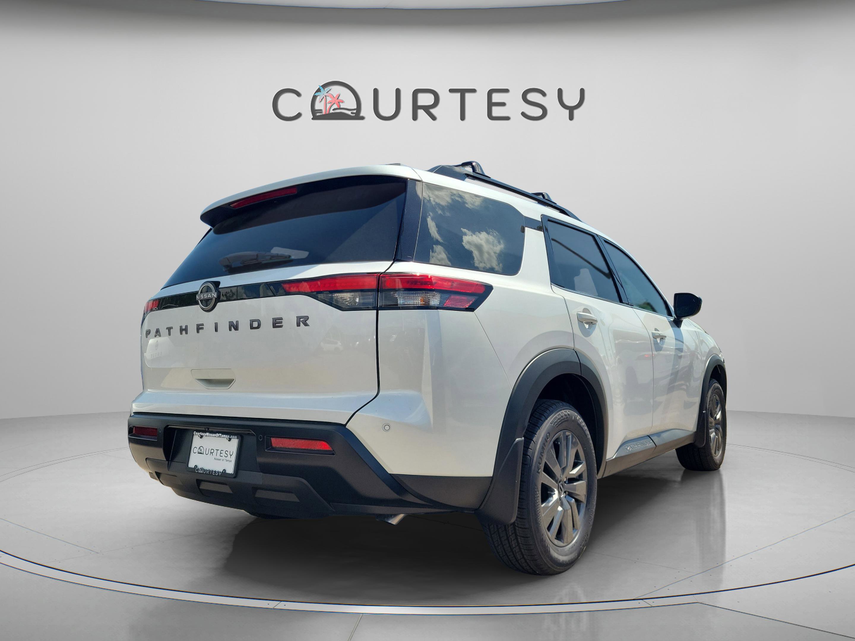 New 2026 Nissan Pathfinder SV image 4