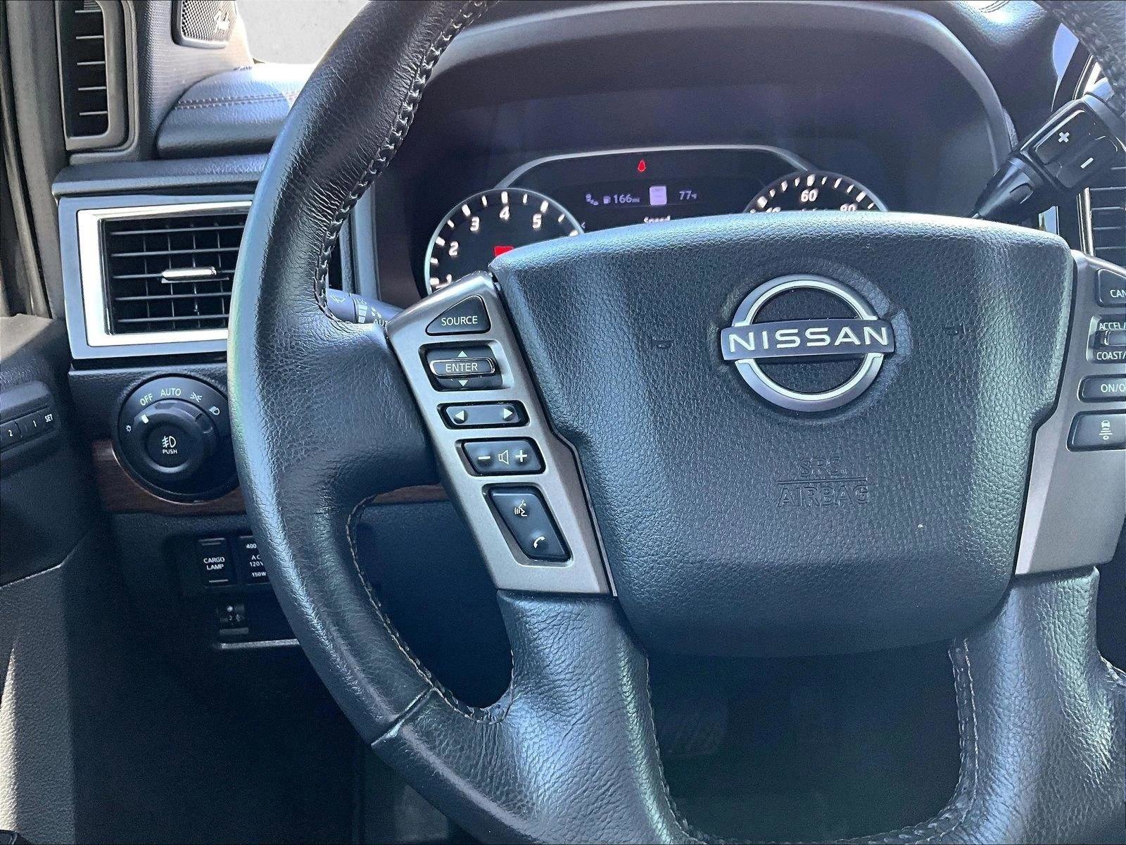 Used 2023 Nissan Titan Platinum Reserve w/ Moonroof Package RWD image 18