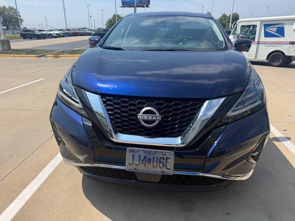 Used 2023 Nissan Murano SL w/ SL Moonroof Package FWD image 3