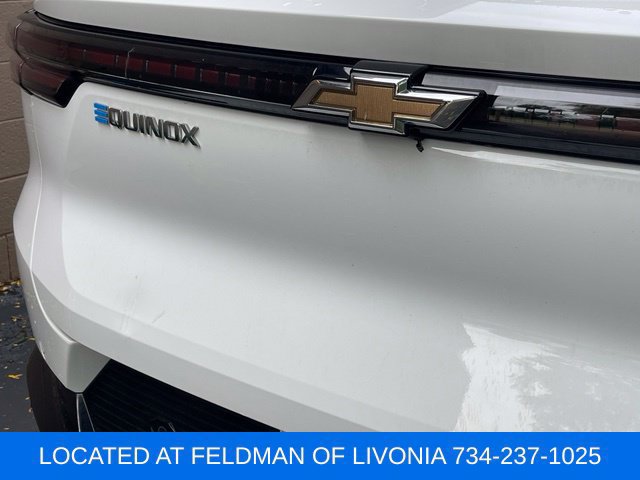 Certified 2024 Chevrolet Equinox EV LT FWD image 25