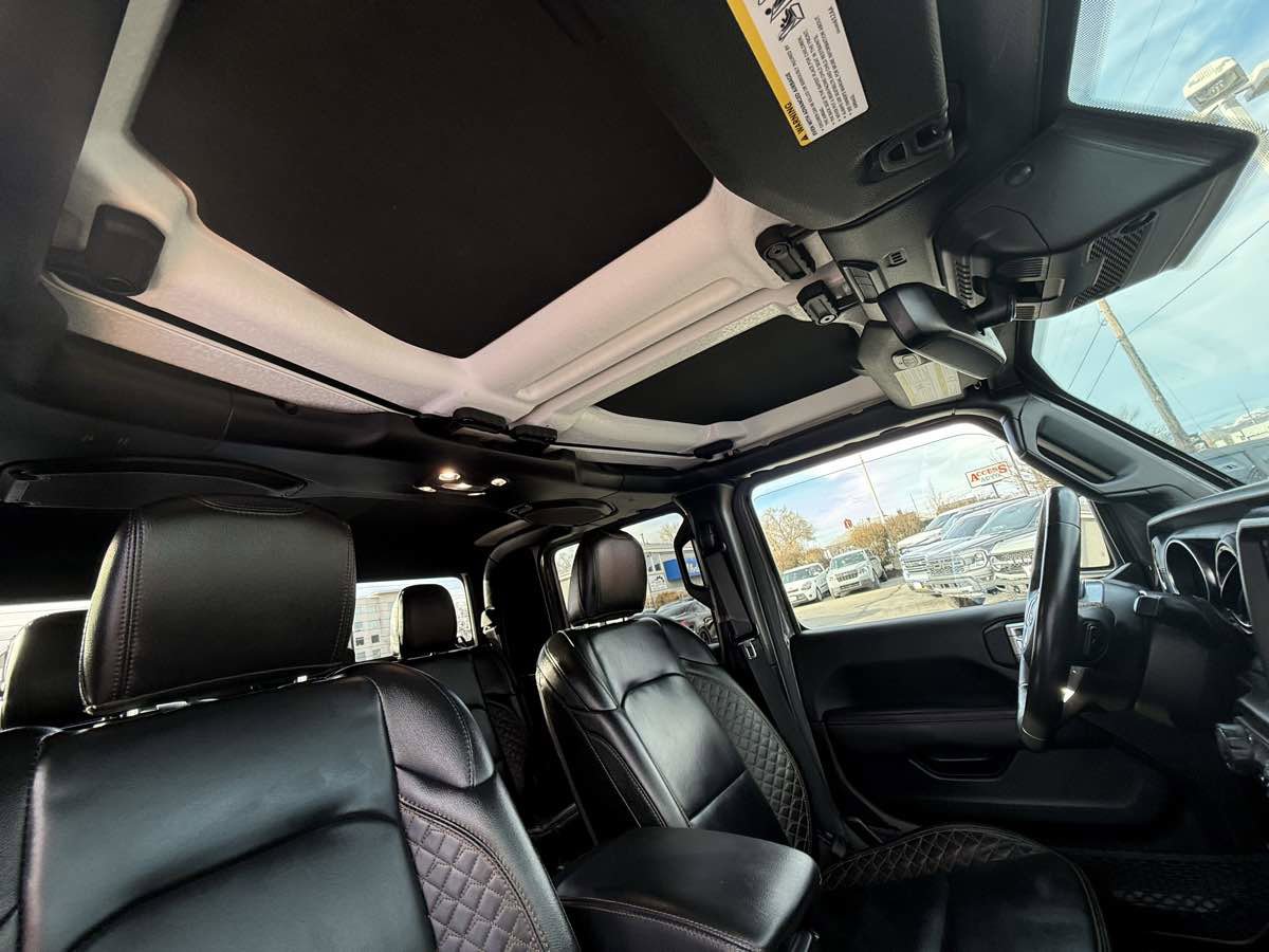 Used 2022 Jeep Gladiator Overland image 24