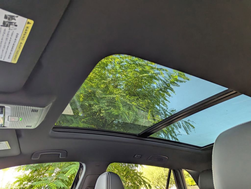 New 2026 Volkswagen Atlas Cross Sport SEL R-Line image 15