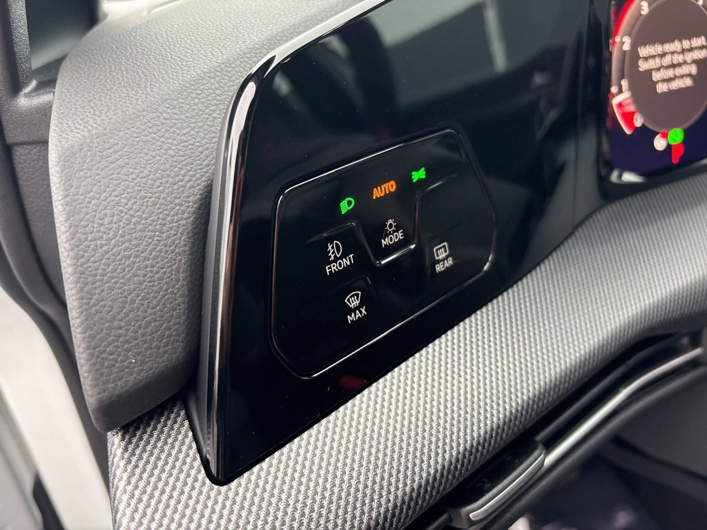 Used 2025 Volkswagen GTI S image 23