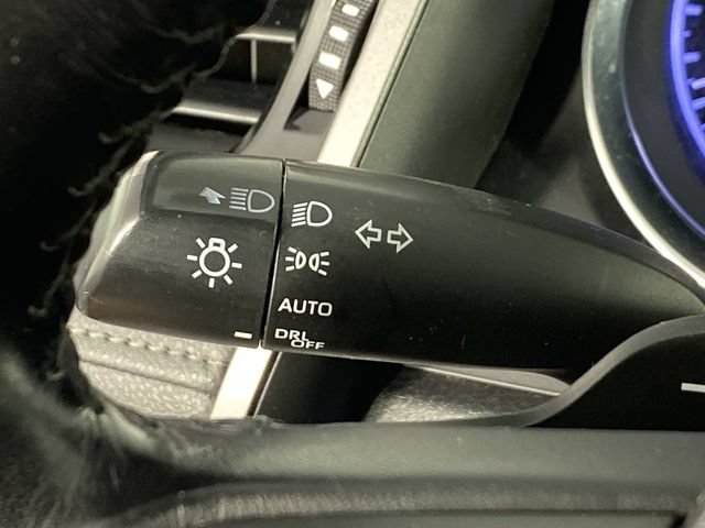 Used 2019 Toyota Camry SE FWD image 18