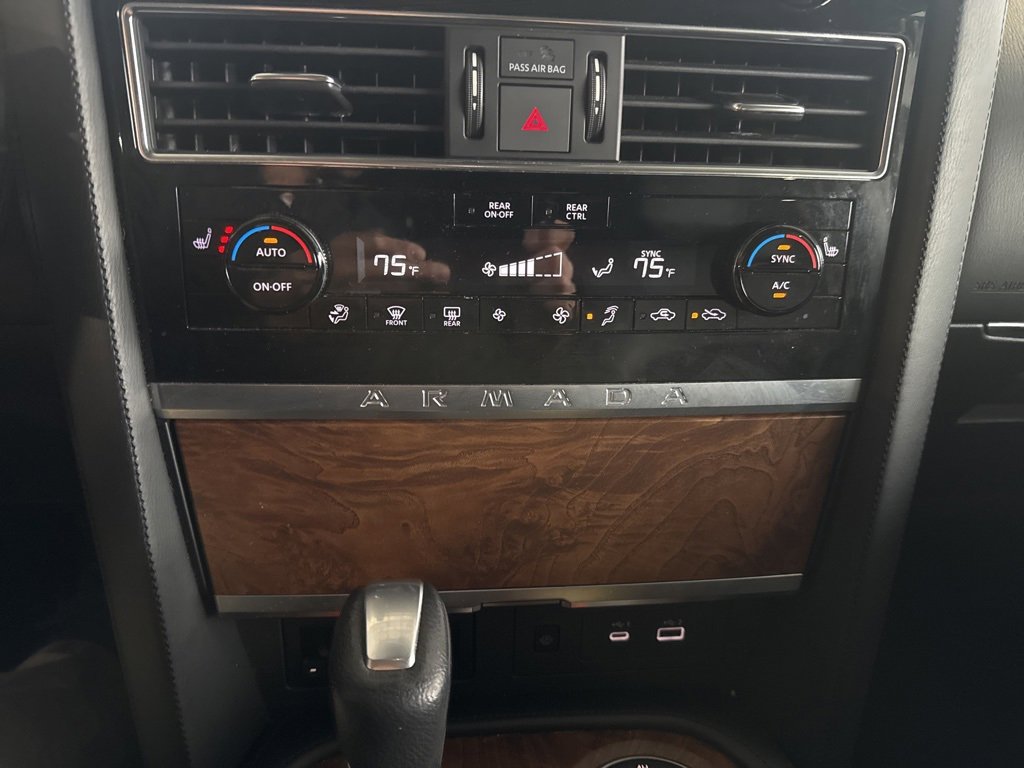 Used 2024 Nissan Armada SL w/ Captain's Chairs Package image 17