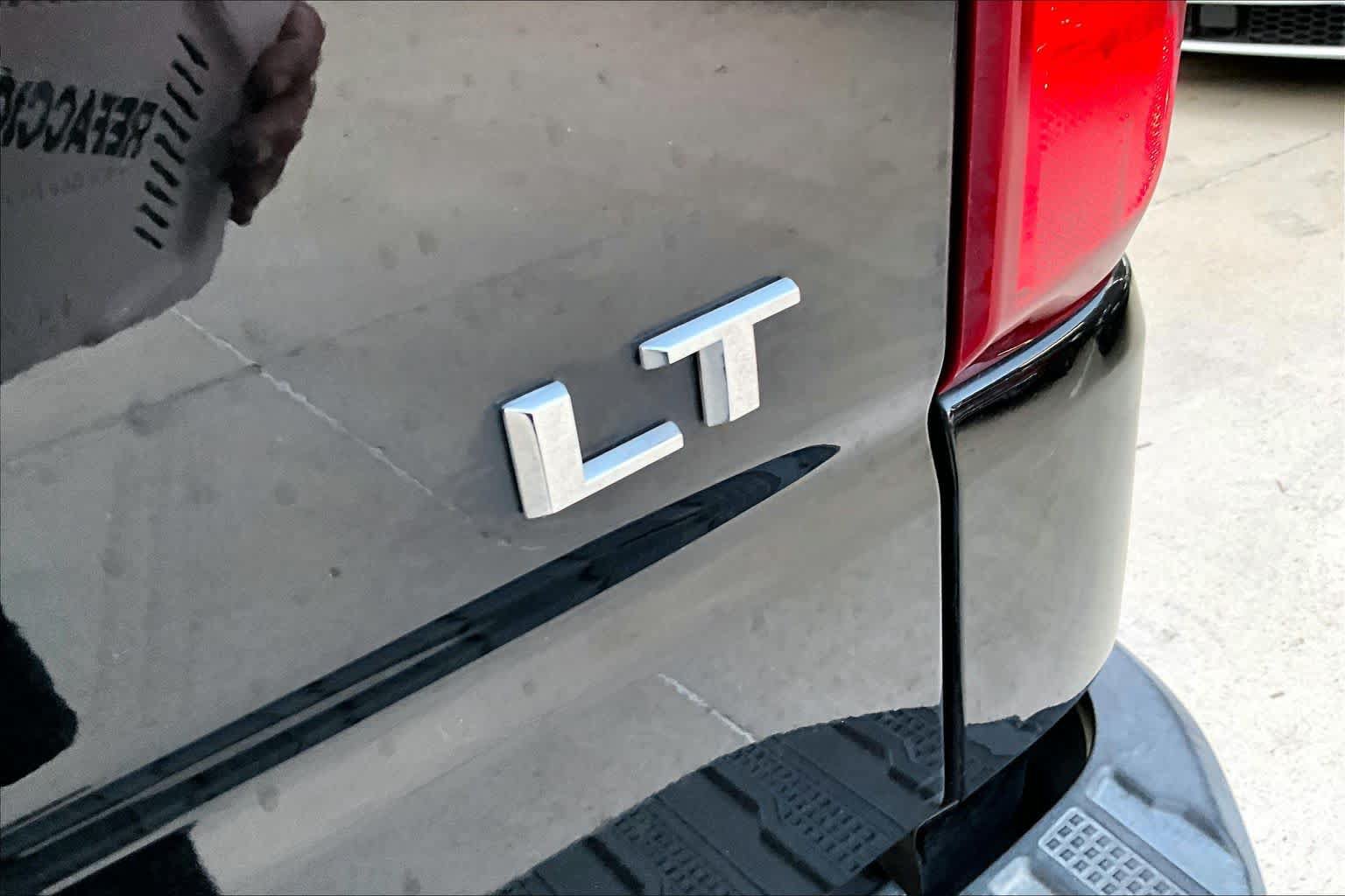 Used 2019 Chevrolet Silverado 1500 LT w/ Texas Edition RWD image 10