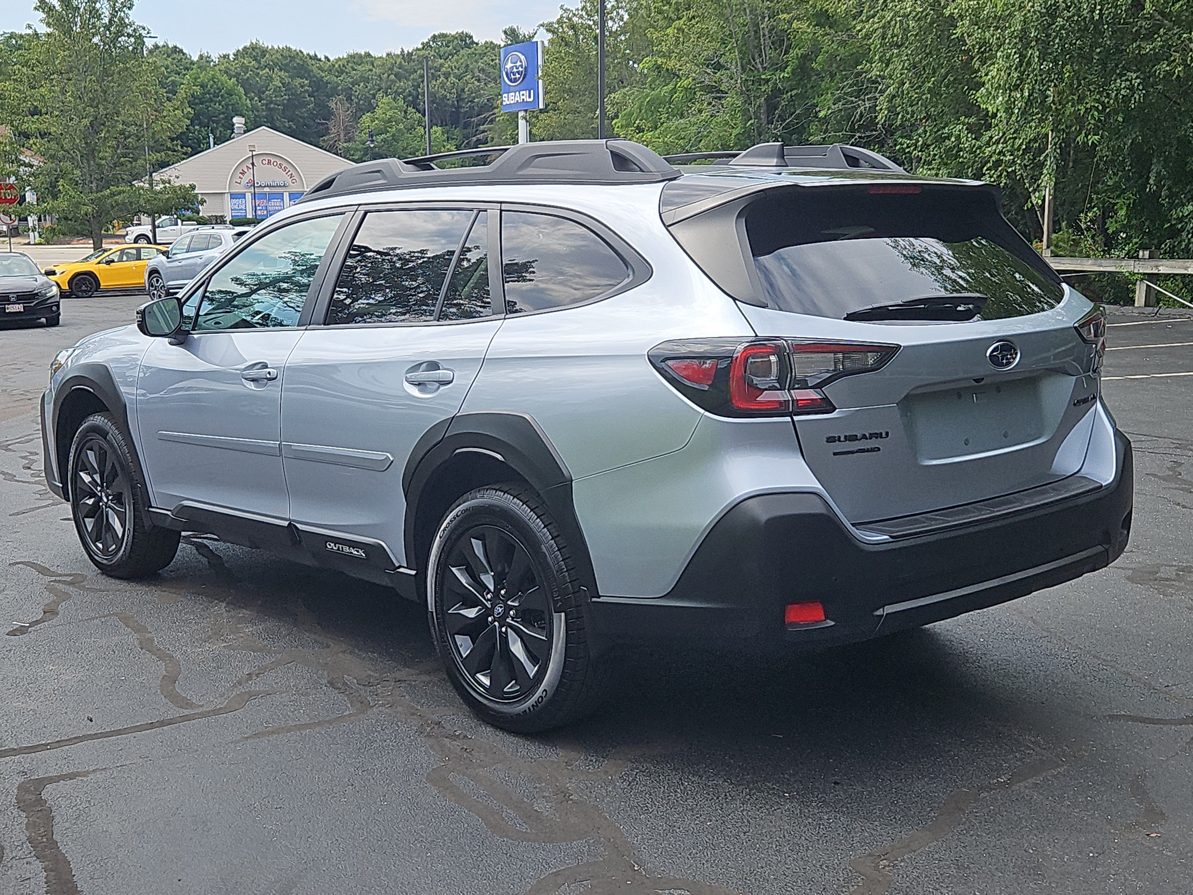 Used 2023 Subaru Outback Onyx Edition AWD/4WD image 25