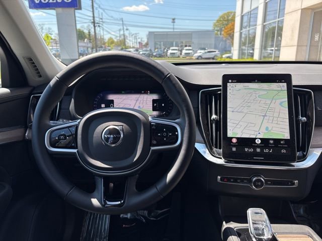 Used 2025 Volvo XC90 B6 Plus AWD/4WD image 21