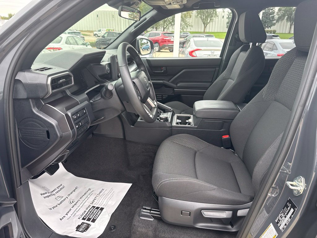 Certified 2026 Toyota 4Runner SR5 AWD/4WD image 7